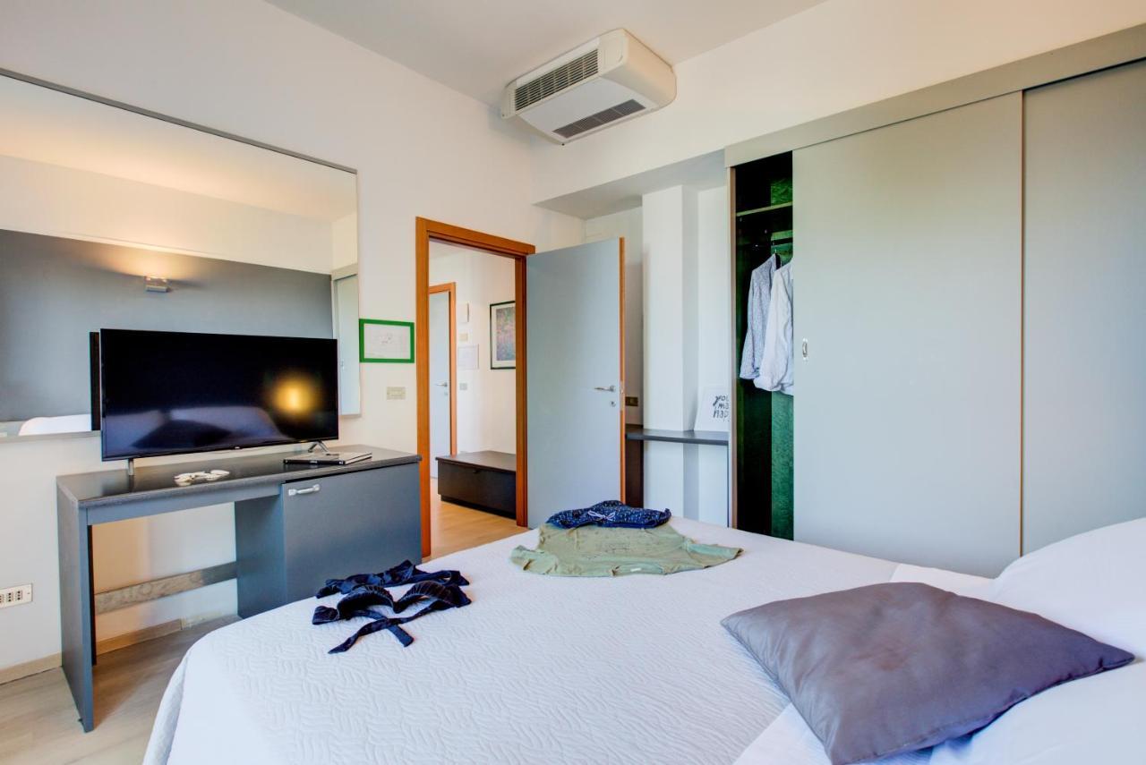Hotel Ivano Rimini Buitenkant foto