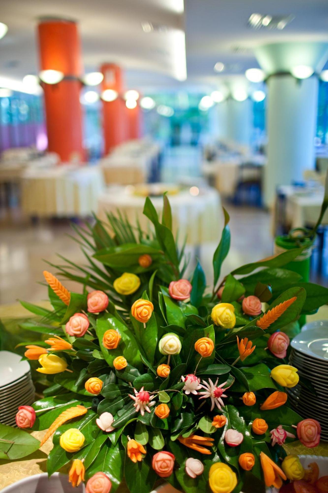 Hotel Ivano Rimini Buitenkant foto